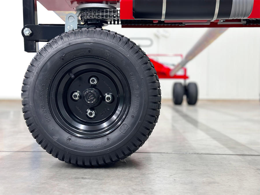 lightbox_SMG_TurfRoller-TR5000-Detail-Schwenkbare-Reifen-1b