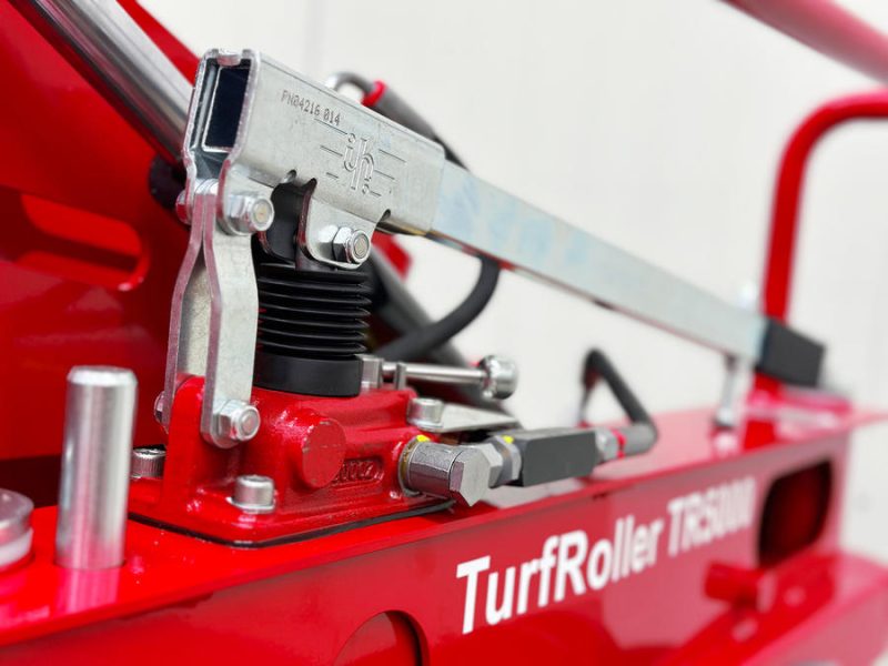 lightbox_SMG_TurfRoller-TR5000-Detail-Hydraulik